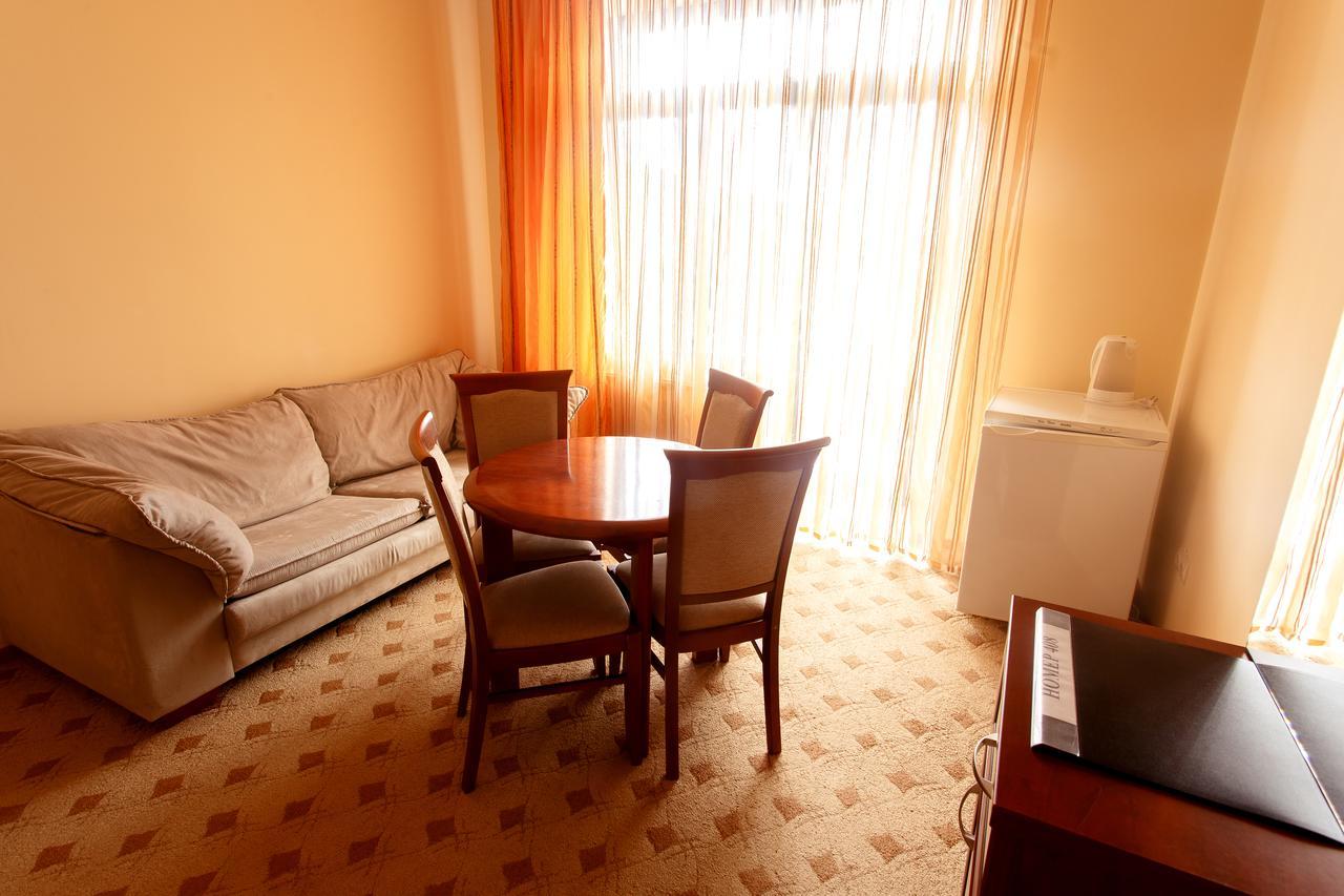 Pansionat Paradiz Otel Polyana  Dış mekan fotoğraf