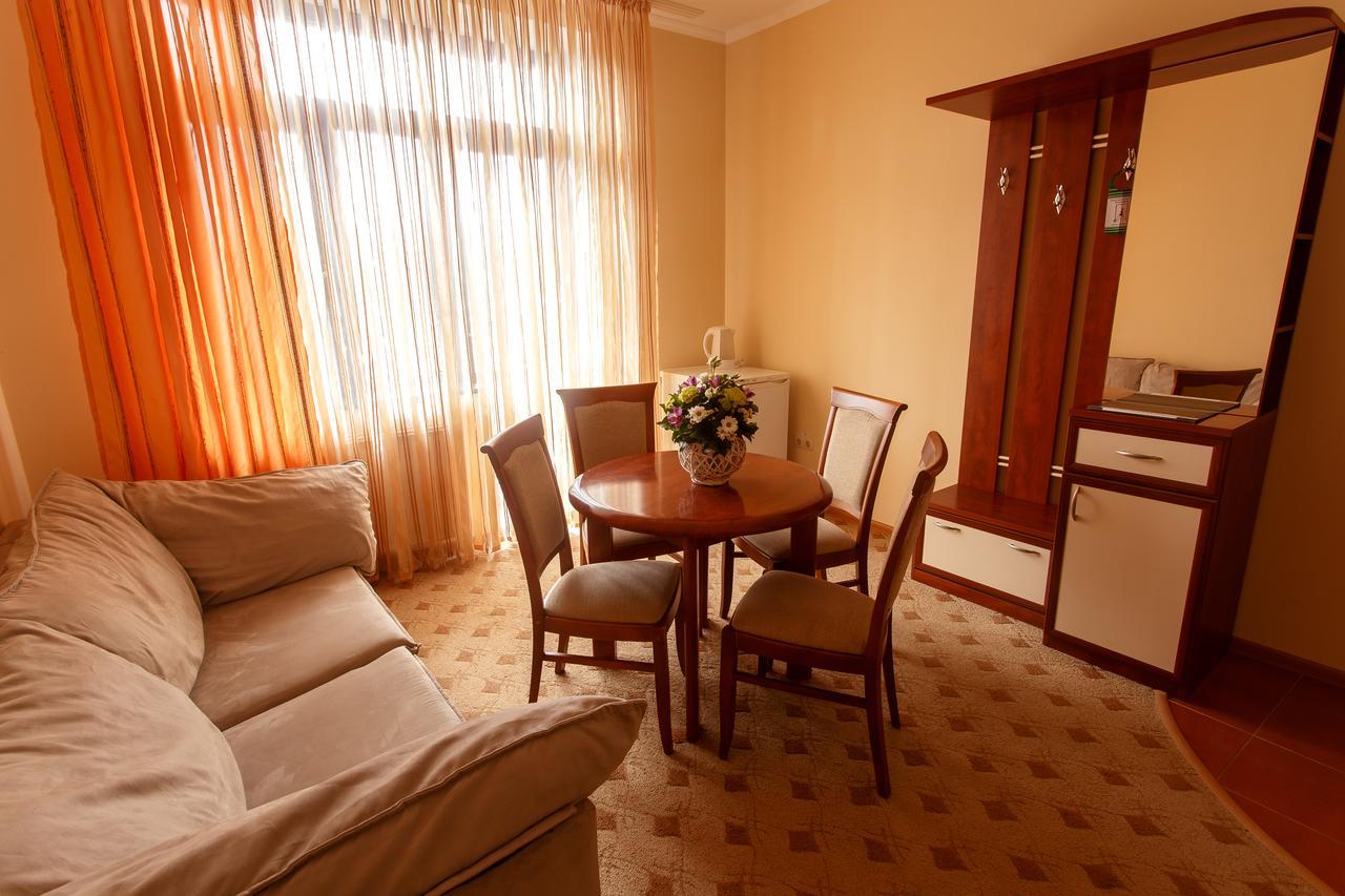 Pansionat Paradiz Otel Polyana  Dış mekan fotoğraf